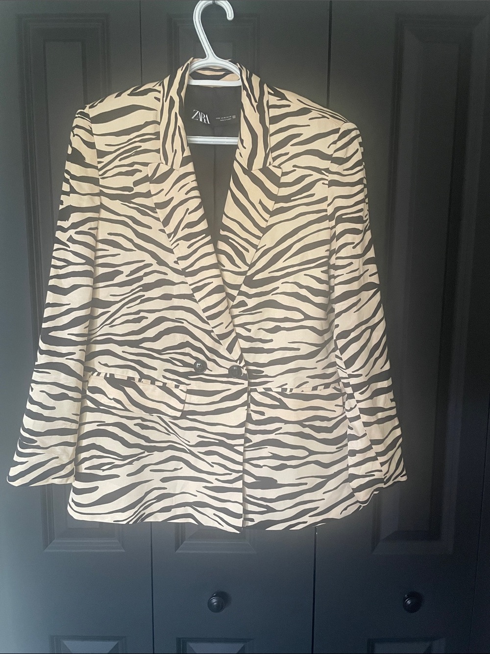 Zara Cream and Black Zebra-Print Blazer